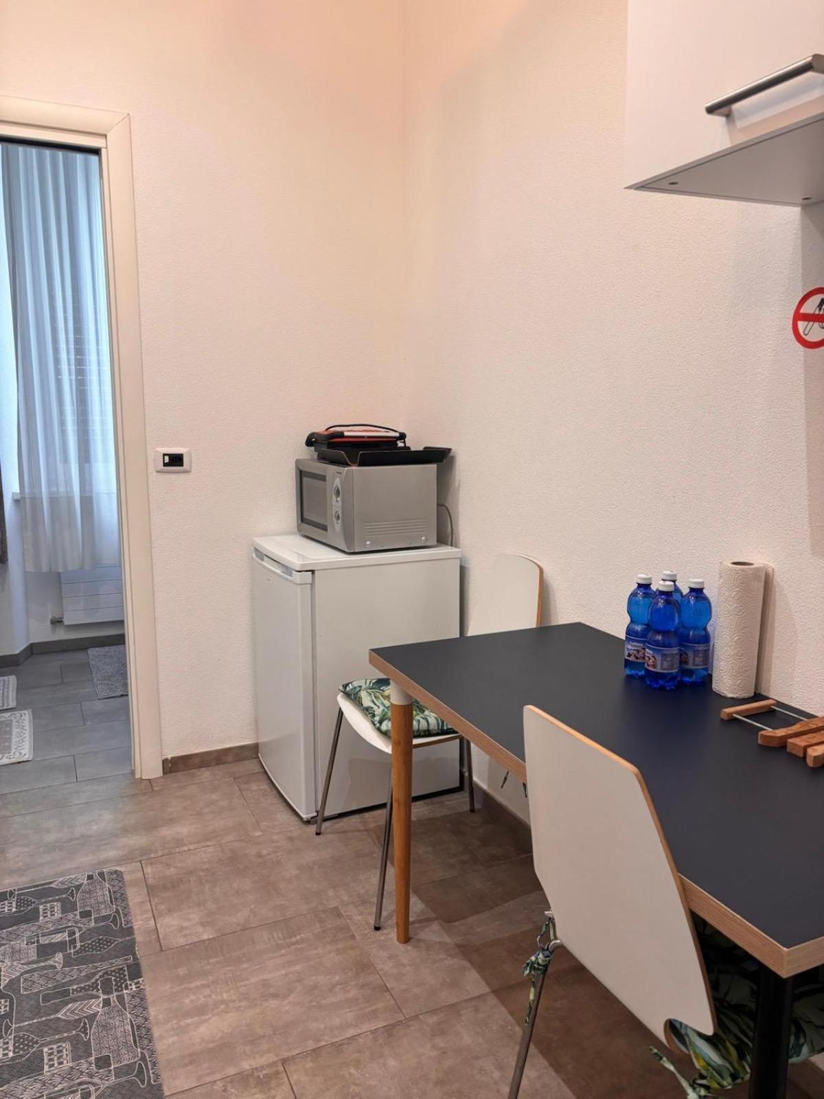 Apartment Alina Lamone Bagian luar foto